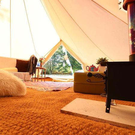 Mulberry Meadow Bell Tent Holt  Buitenkant foto